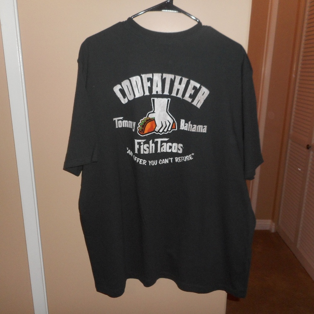 Tommy Bahama "Codfather Fish Tacos" T-Shirt XL